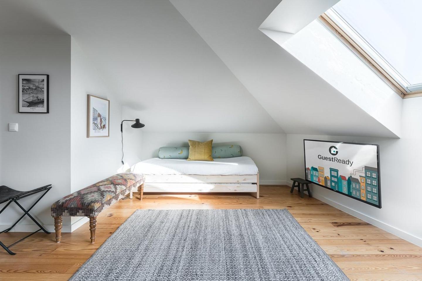 Guestready - Spacious And Modern Apt W/ Skylight OOporto Extérieur photo