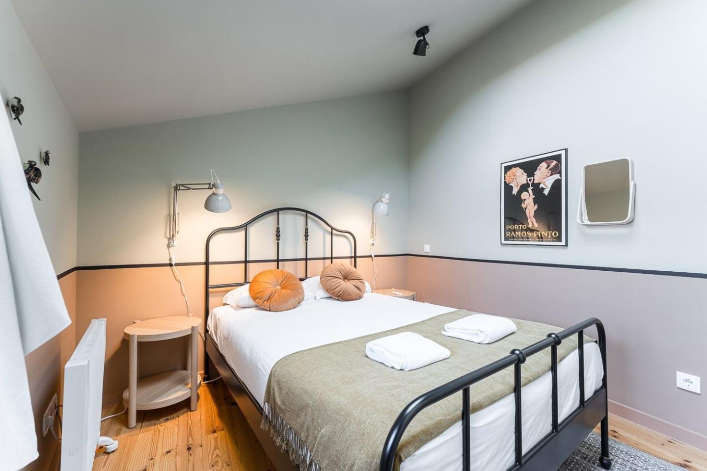 Guestready - Spacious And Modern Apt W/ Skylight OOporto Extérieur photo