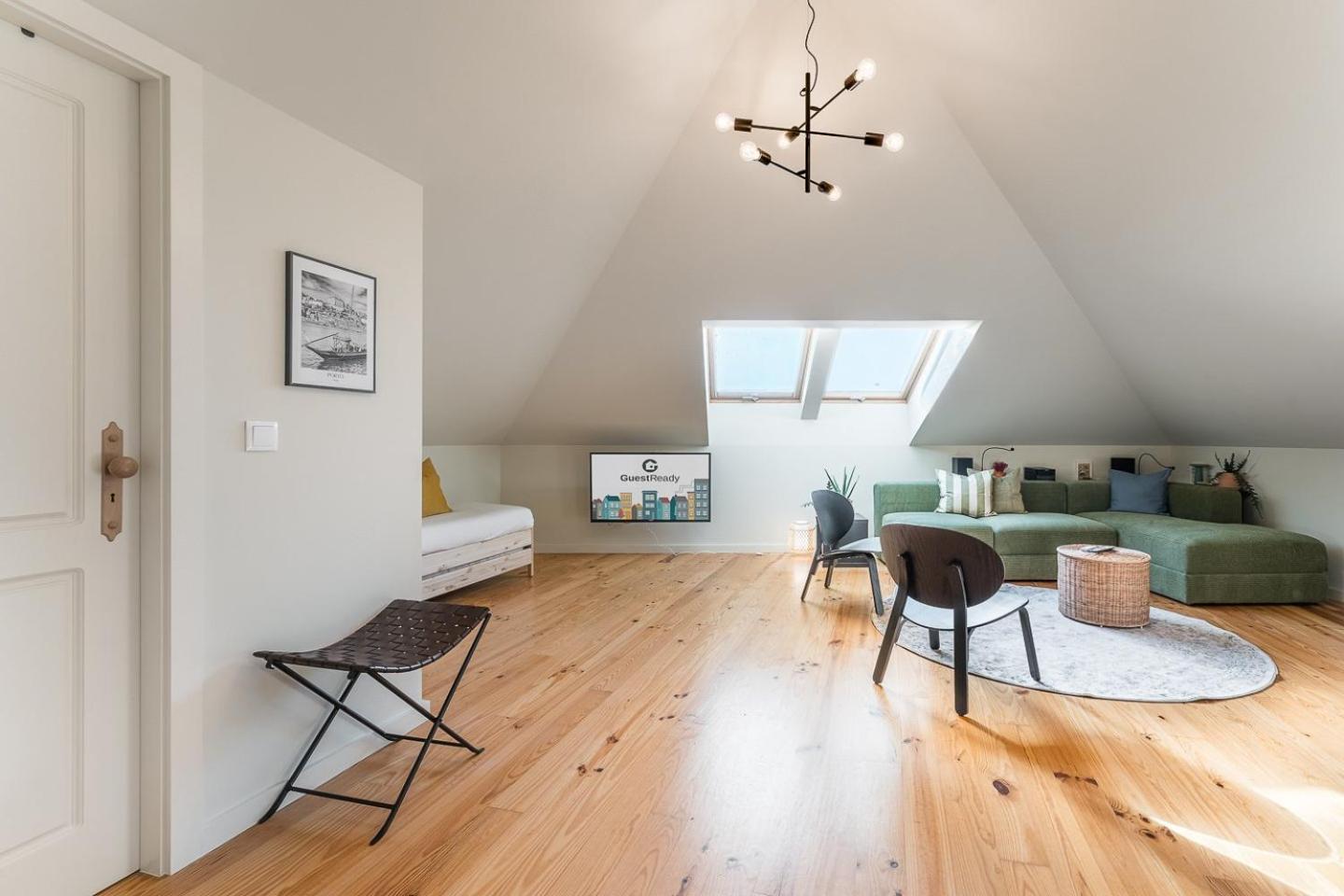 Guestready - Spacious And Modern Apt W/ Skylight OOporto Extérieur photo